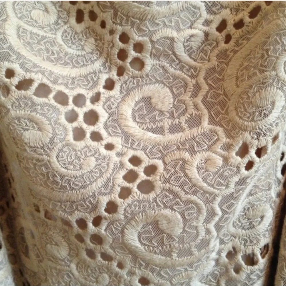 Robbi & Nikki Off White, Lace Dress with Black Satin Ribbon Belt Size M NWT - Picture 7 of 11